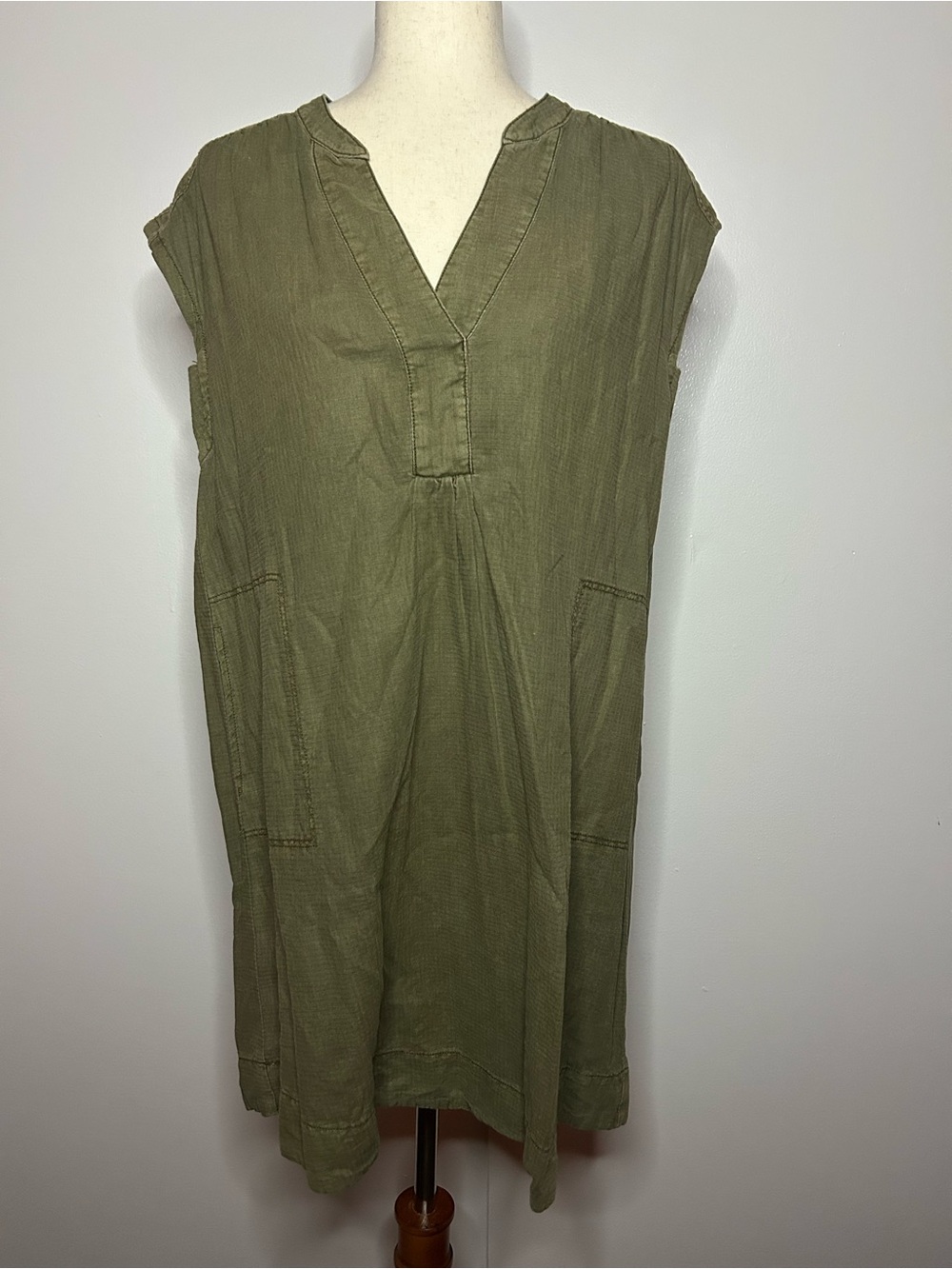 ANTHROPOLOGIE Olive Mini Linen Cotton V-Neck Utility Dress - Size XS Like New